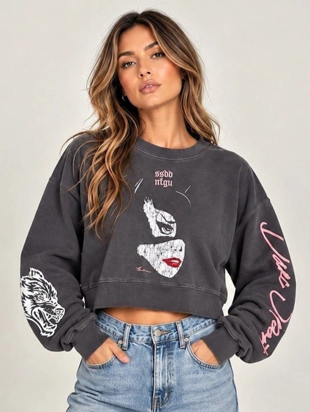 Darc Sport x Batman Catwoman Ava Cropped Crewneck Nirvana Gray NWT Small